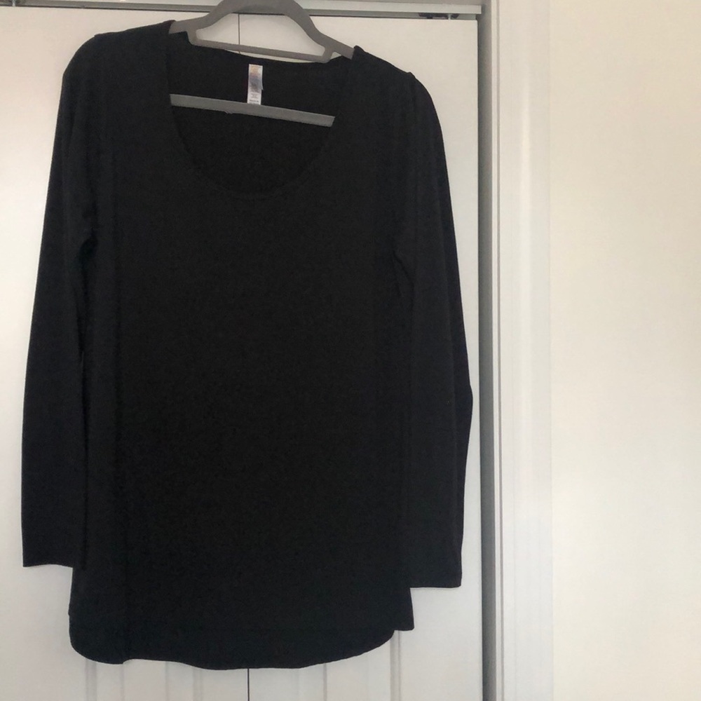 LulaRoe long sleeve top